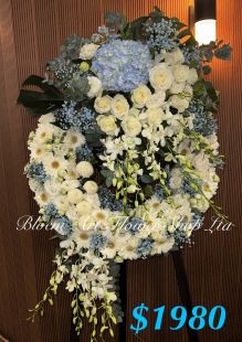 Mixed Floral Wreath - CODE 94794